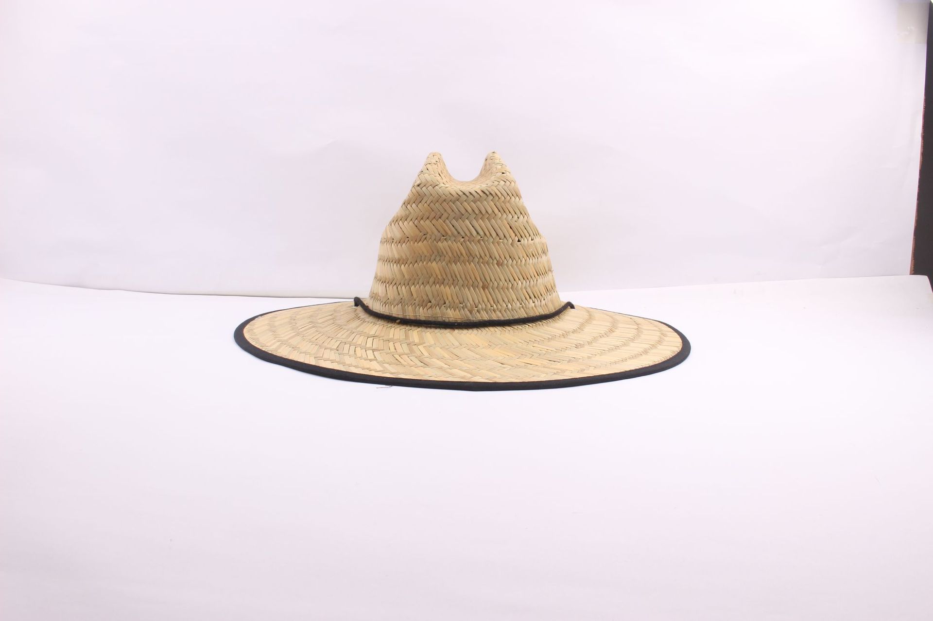 Parche de paja hueco de fábrica para hombres y mujeres sombrero de paja impreso sombrilla tejida a mano sombrero de paja transfronterizo