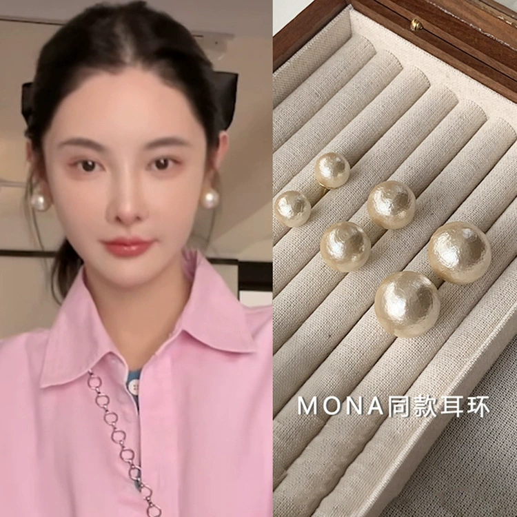 Retro earrings from pearl, champagne color, light luxury style, high-quality style