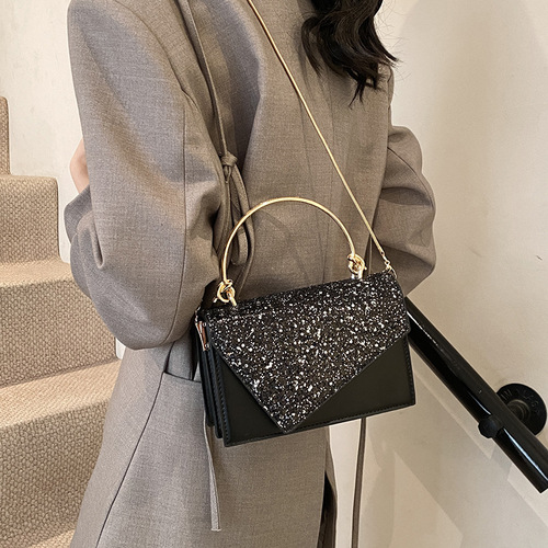 Bags New Style Women's 2024 Simple Fashion Trendy Sequin Metal Handbag Popular Fashion Chain Shoulder Crossbody Bag