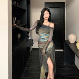 油画连衣裙网纱度假风吊带两件套女夏季高级感超好看辣妹长款裙子