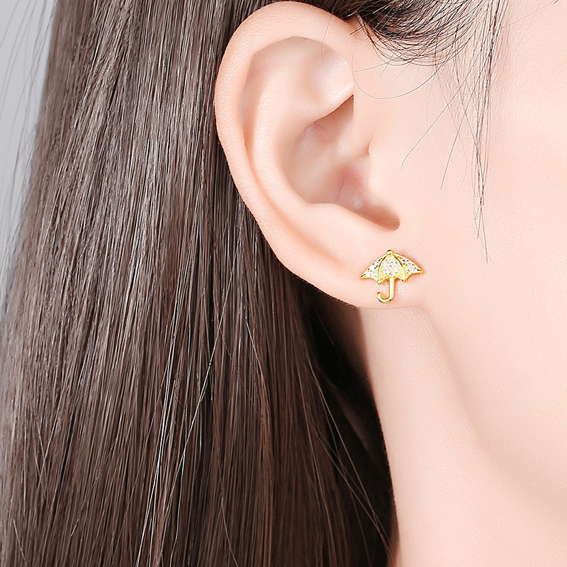 Creativo pequeño paraguas aretes niñas plata esterlina s925 estilo coreano diseño sentido japonés y estilo coreano completo diamante mini pendientes