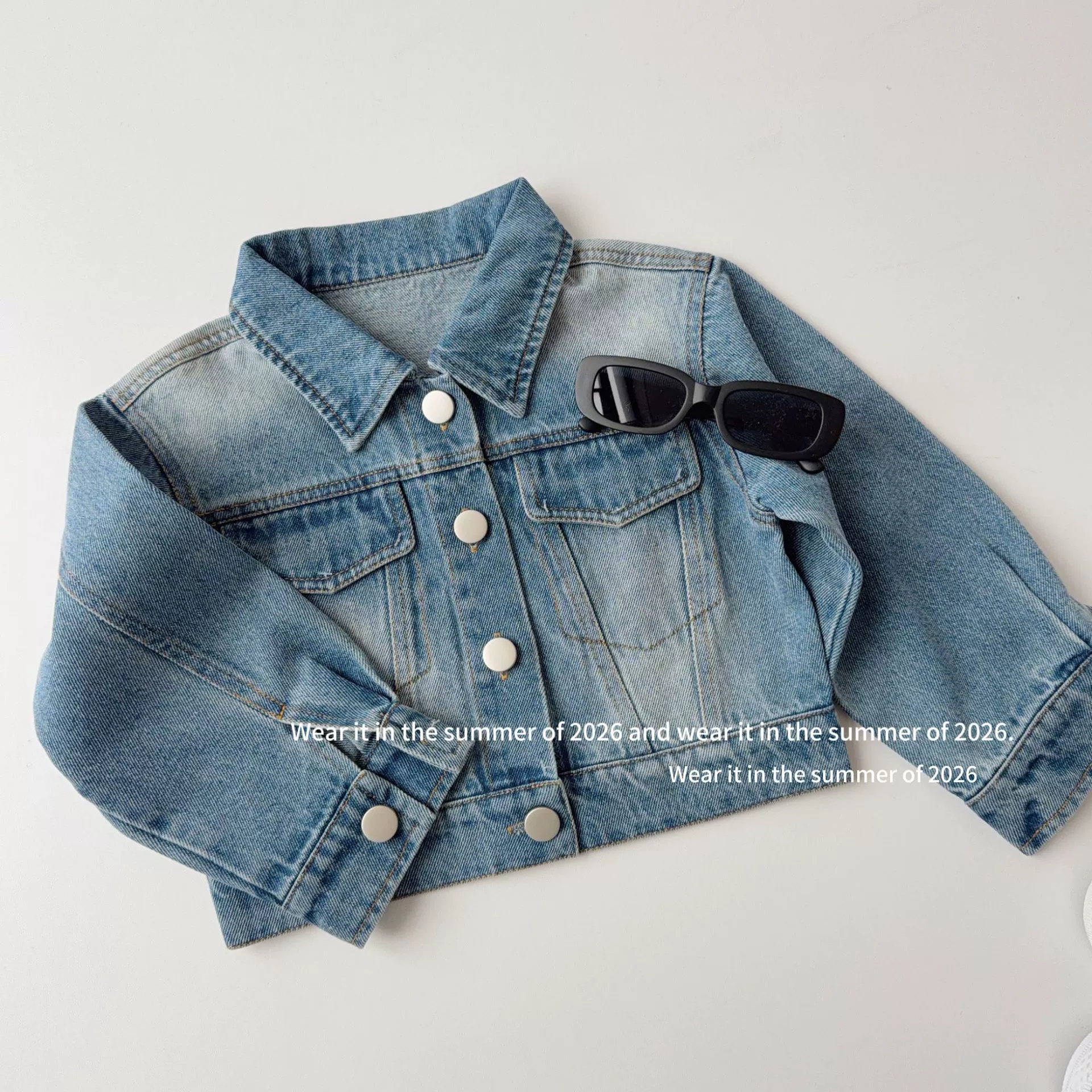 2026童装牛仔外套设计感翻领简约百搭经典款短外套 上衣女童夹克