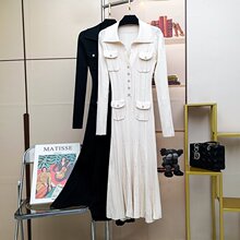 2025年秋冬新款小众象牙白鱼尾长裙优雅罗纹修身长袖针织连衣裙女
