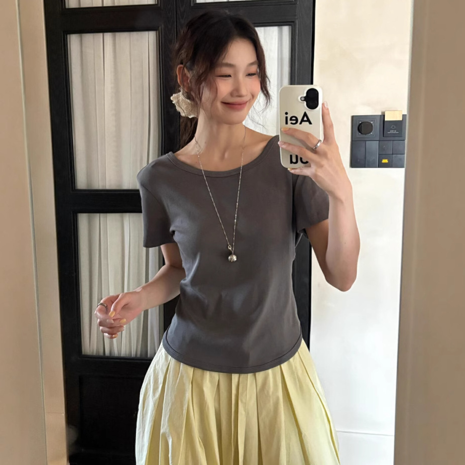 KITTIN estándar coreano! Diseño de cuello en U de verano sentido temperamento espalda cruz cintura delgada camiseta de manga corta mujer B3283 image 2