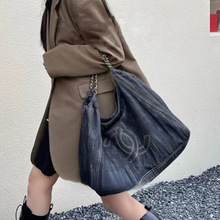 �й�ţ�����ذ�С���L�������μ�Ҹ��ُ����͹řC����Ů���l���]