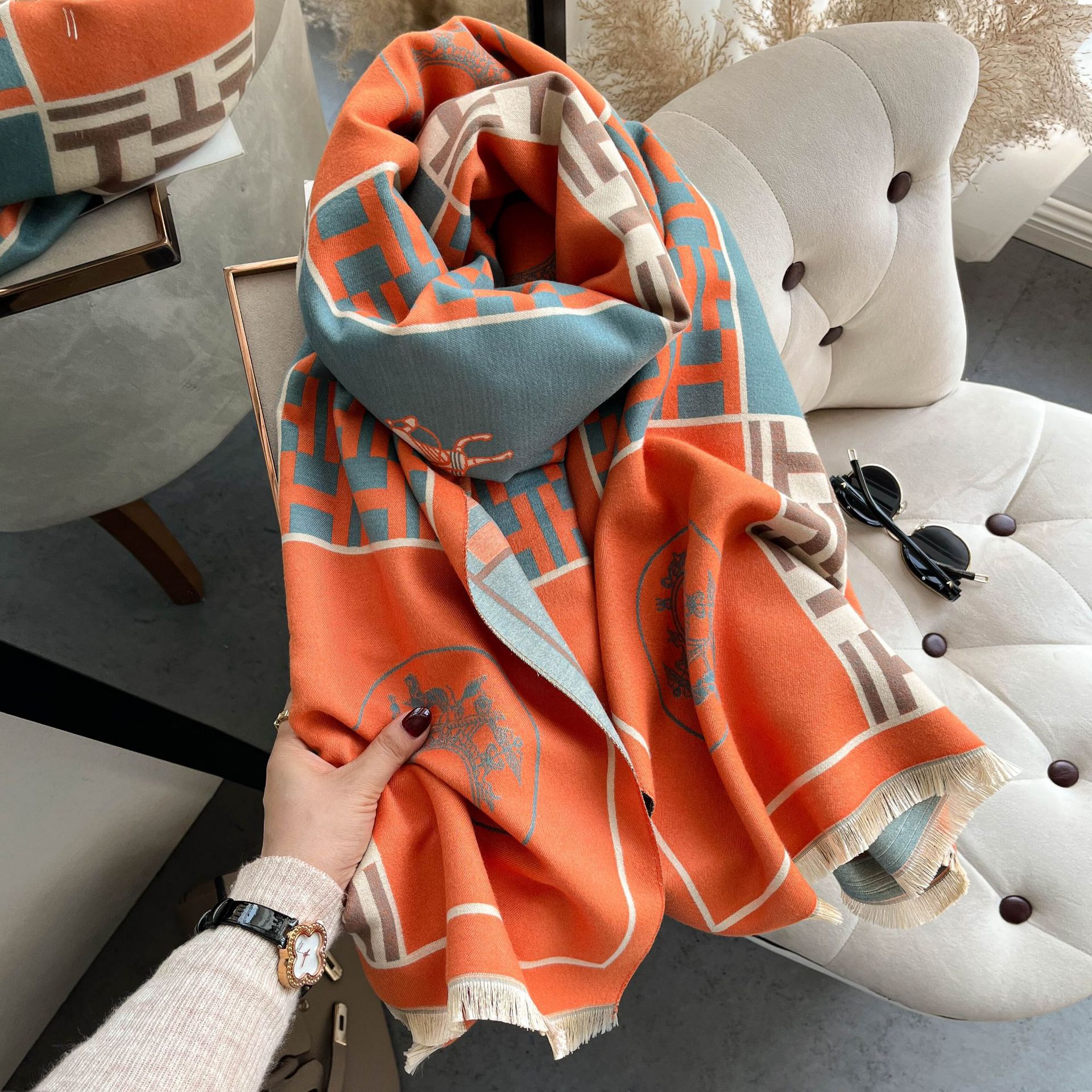 2022 estilo coreano H carro patrón bufanda de Cachemira de doble cara cálido bufanda engrosada de longitud media chal exterior para mujeres