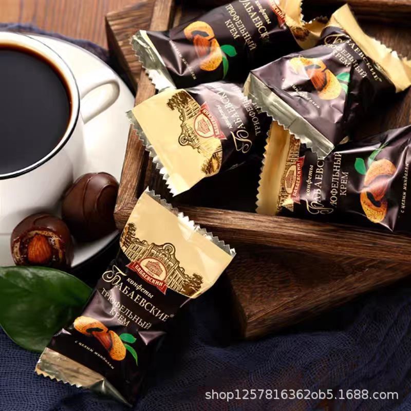 ロシアから輸入された黒松露チョコレートババエフバ味の豊かな扁桃仁ネットレッドのお菓子カカオキャンディー|undefined
