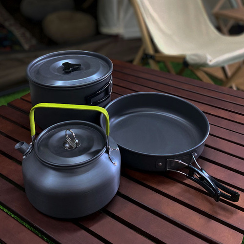 Outdoor pot set for 3-4 people, outdoor portable kettle set, mountaineering picnic, self-driving picnic barbecue pot set