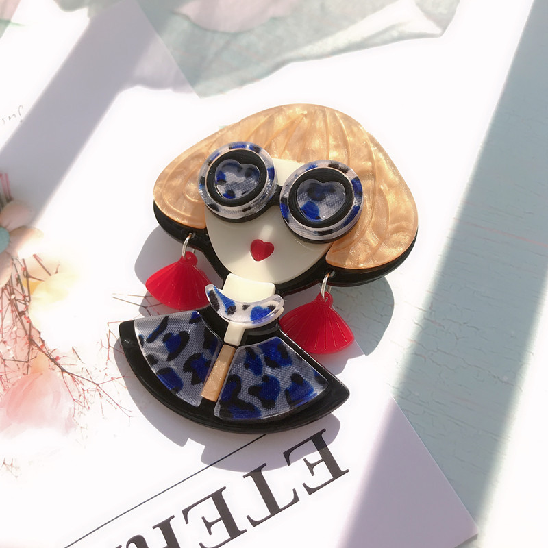 Cute Cartoon Character Arylic Women's Brooches display picture 2