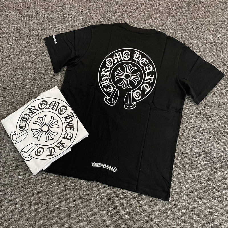 [Poison Family in stock Correct Edition] Ch Ke Luo Ya horseshoe cross LOGO New Year black men's and women's short sleeve T-shirt