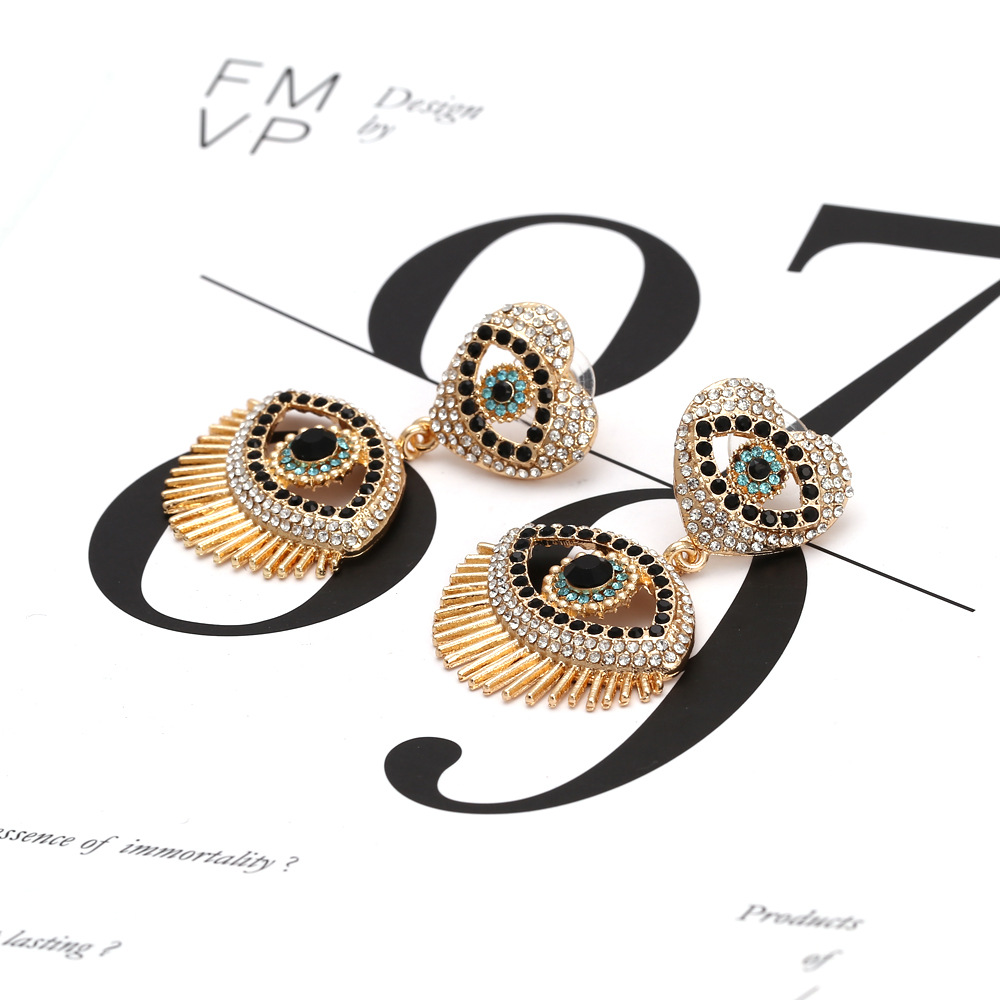 Heart Shape, Eye Pattern 1 Pair Fashion Heart Shape Eye Diamond Alloy Drop Earrings