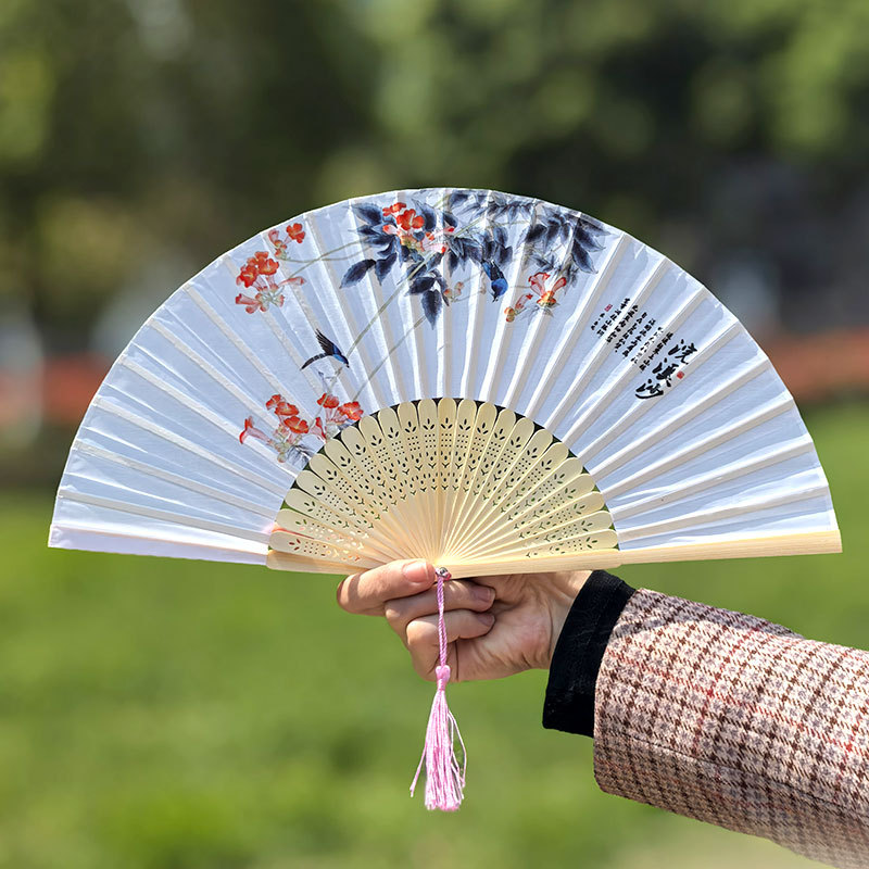 Ventilador plegable chino antiguo ventilador de seda de mujer ventilador plegable de estilo chino ventilador de mujer Hanbok bambú clásico pequeño ventilador danza