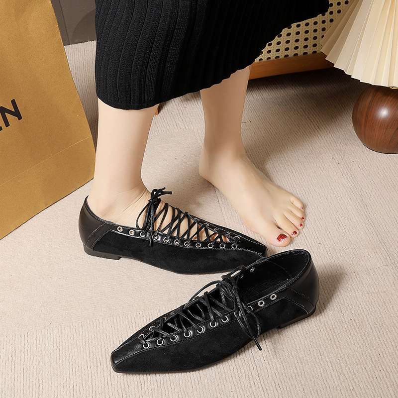 2026 primavera y otoño nuevos zapatos de mujer zapatos de estilo retrógrado de estilo francés de veludo correa cruzada de altura interior zapatos marizhen
