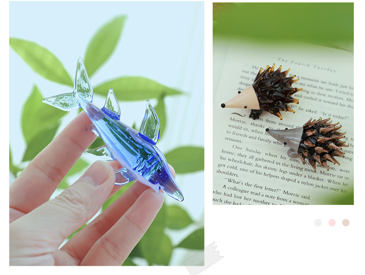 1 Piece Quantity Cute Book Hedgehog Animal Glass Ornaments