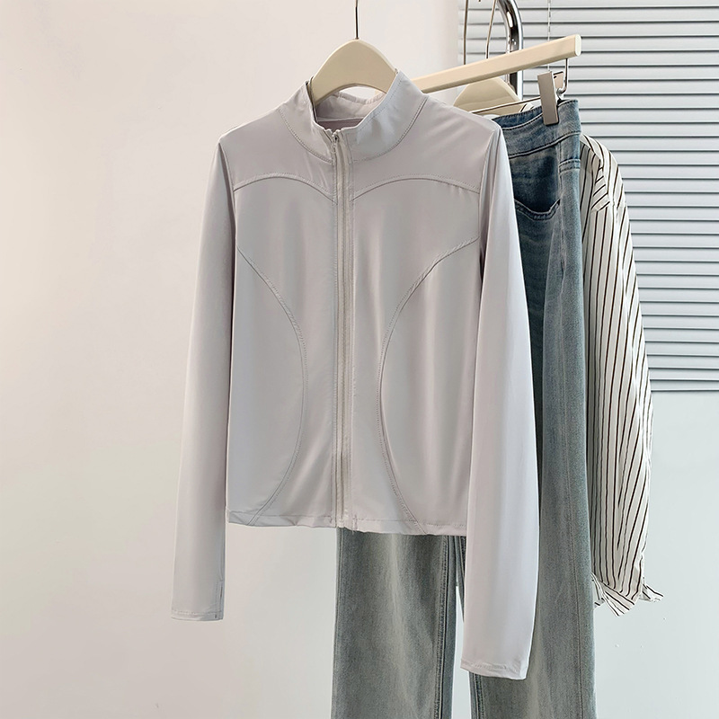 Plus-Size Women's Thin Summer Sports Jacket, Slim-Fit, Breathable, Stretchy, Slimming, Suitable for Running, Fitness, and Yoga