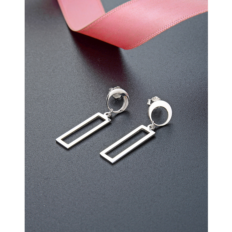 Estilo coreano TikTok mismo pendientes geométricos S925 plata pulido hueco diamante liso pendientes de plata pendientes para las mujeres