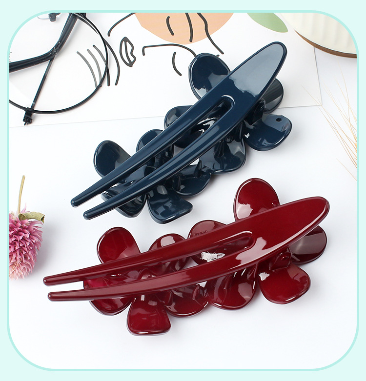 Vintage Style Flower Plastic Resin Stoving Varnish Hair Clip 1 Piece display picture 3