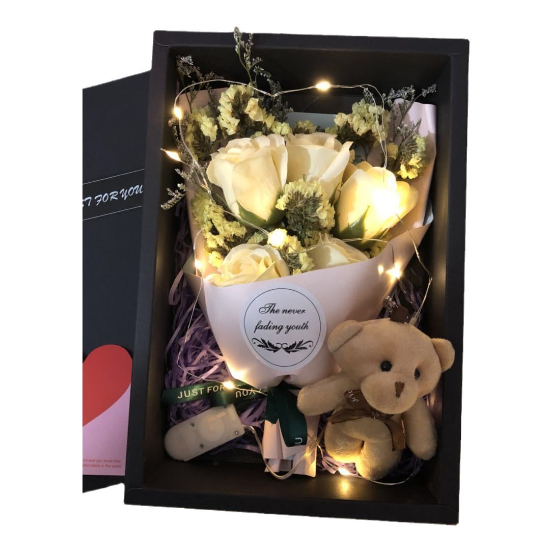 Festtagsgeschenke Weihnachten Valentinstag Rose Künstliche Blume Seifenblumenstrauß Puppe Geschenkbox Freundin Beste Freundin Handgemachtes Blumengeschenk_voghion.com