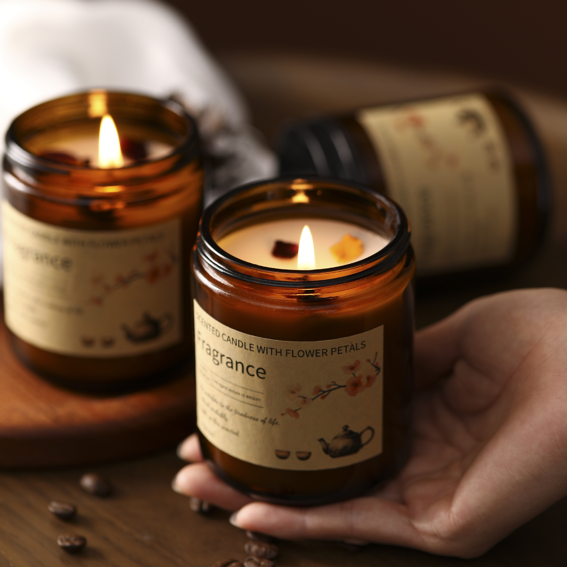 pétalos botella marrón taza de cera de banana cera de soja al por mayor plantas caseras cera de soja aceites esenciales ahumantes fragancia vela regalo de mano