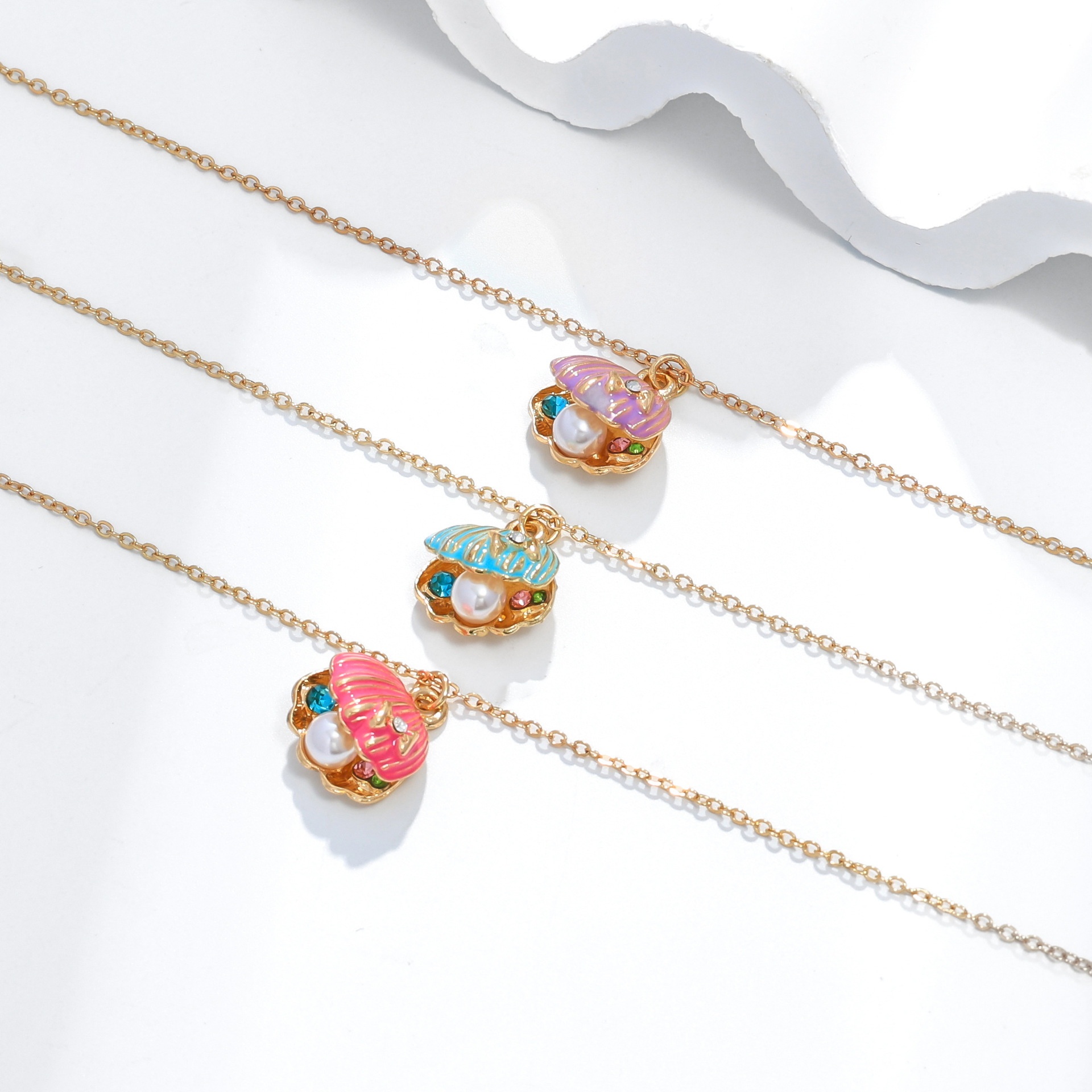 Joyería transfronteriza venta caliente suministro de comercio electrónico verano playa con incrustaciones de perlas de imitación abanico concha colgante collar de mujer image 4