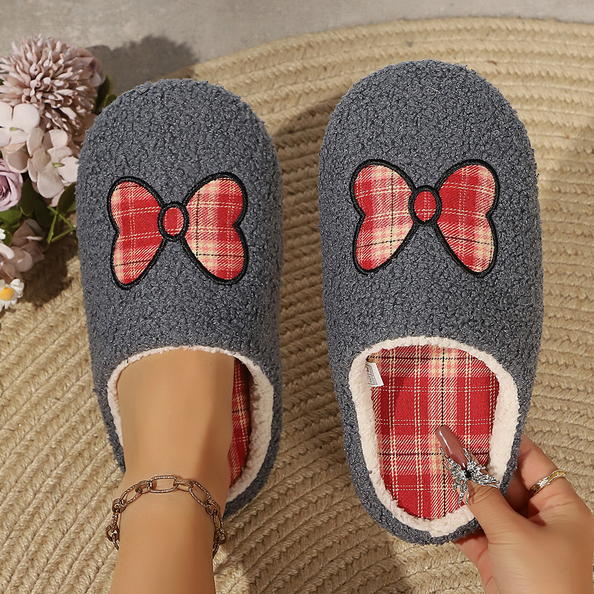 Zapatos de algodón domésticos zapatillas de algodón transfronterizas mujeres arco damas otoño y invierno interior y exterior zapatillas de peluche cálidas
