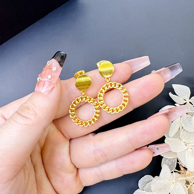 Sand Gold Circle Twill Earplugs femenina temperamento superior simple nicho ins accesorios de estilo Yiwu una generación
