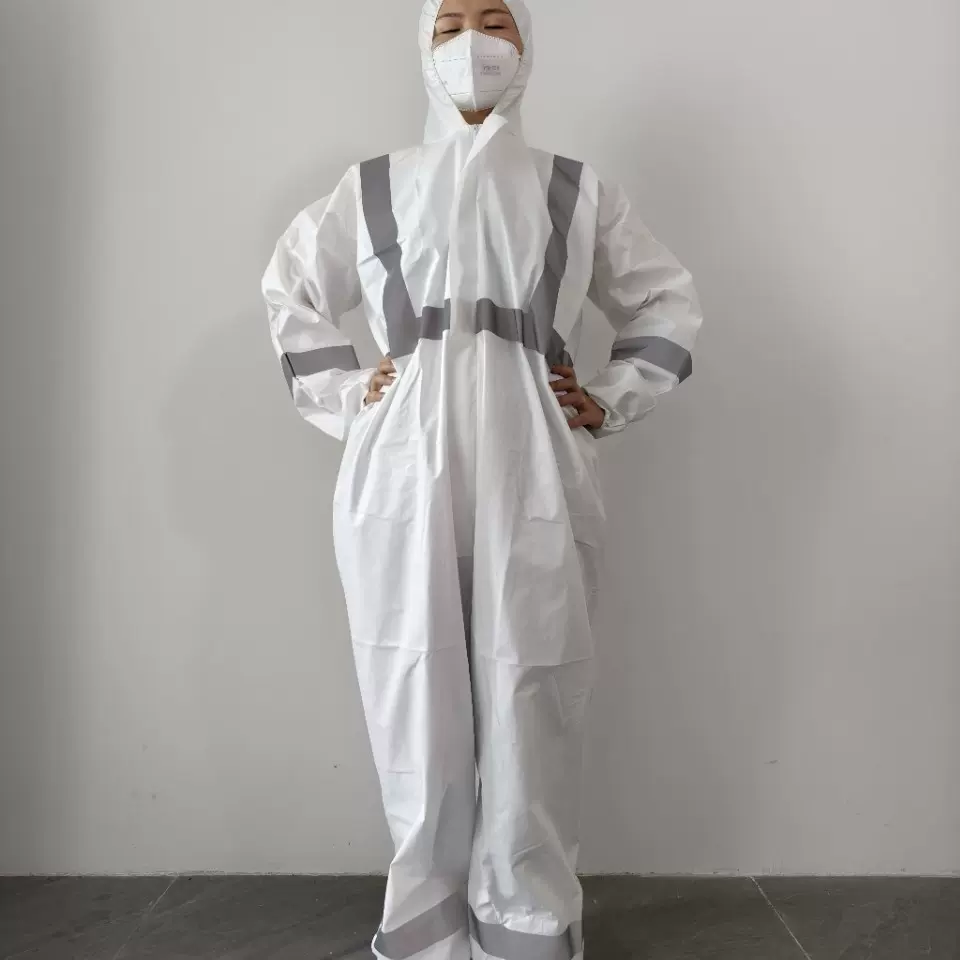 一次性工业防护服防化学液体防尘防静电隔离衣带反光条加厚防护服