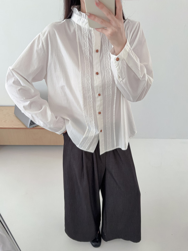 Korean Style New Lace Embroidery Solid Color Women's Cardigan Long-Sleeved Shirt Tops Wholesale