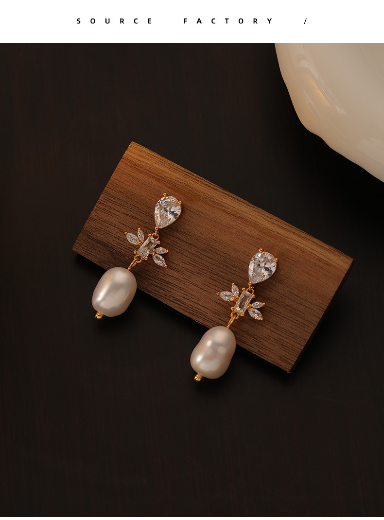 1 Pair Classic Style Geometric Inlay Copper Freshwater Pearl Zircon Drop Earrings display picture 2