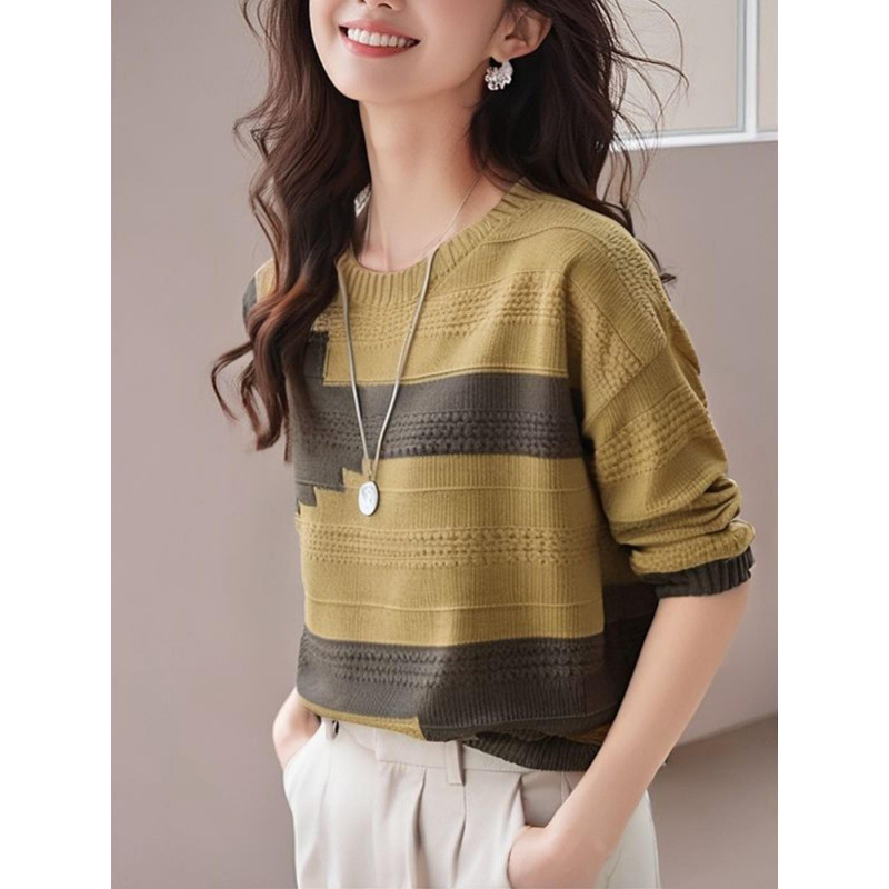 Camiseta de punto de fondo de color de contraste, suéter de moda de lana suelta, primavera y otoño de 2025, nuevo estilo