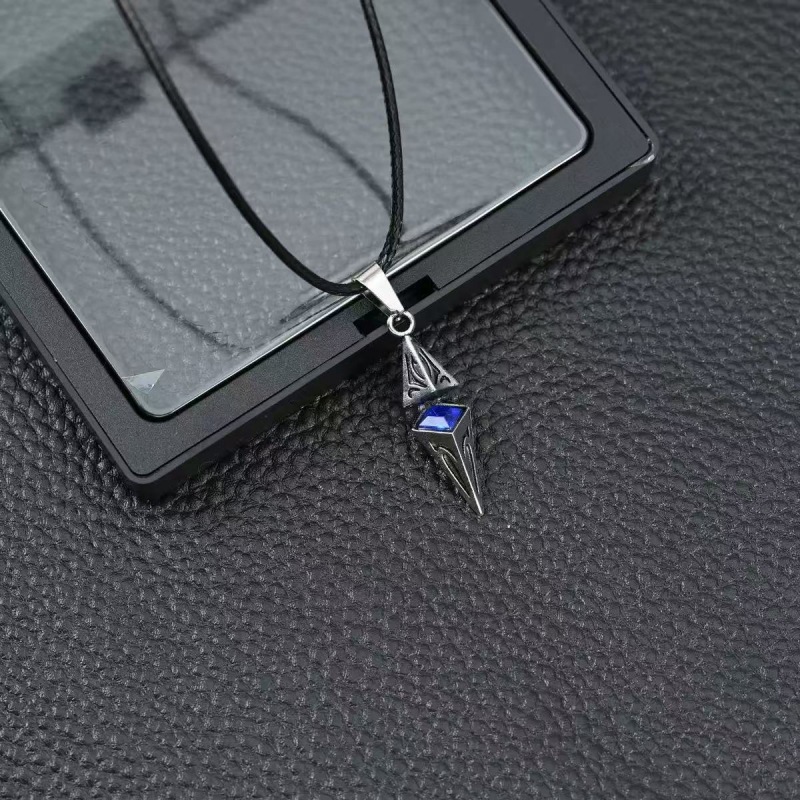 블루 브릭 스타 다이아몬드 목걸이 가죽 코드