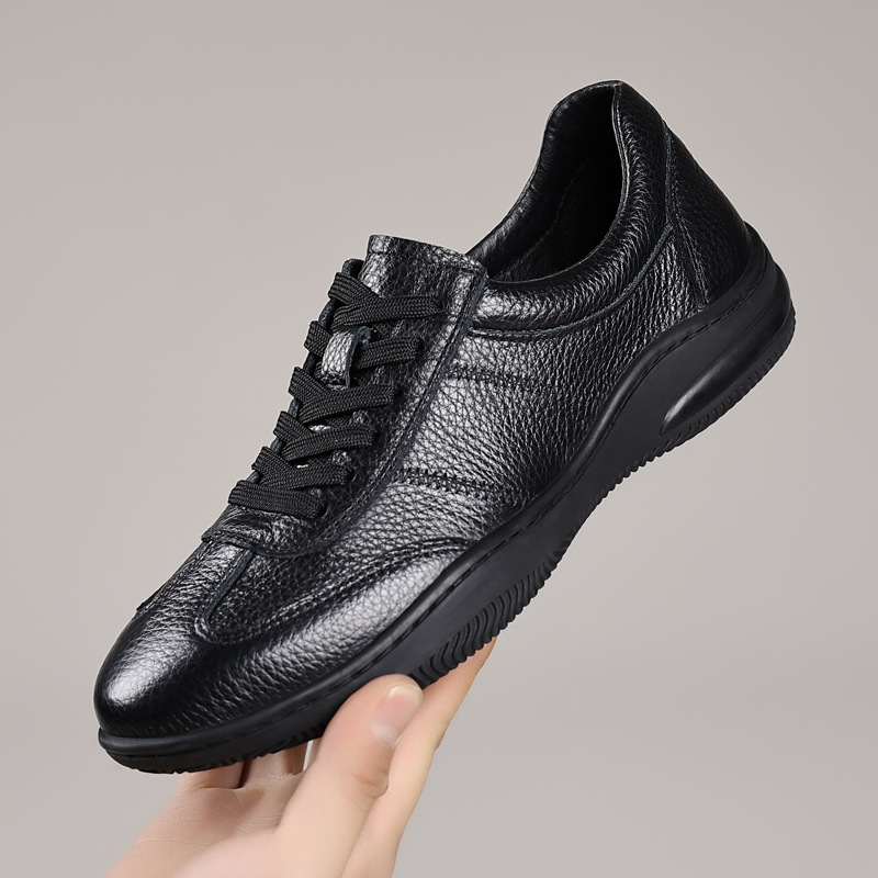 Piel de vaca de primera capa 2025 primavera nuevos zapatos de cuero casuales para hombres zapatos de cuero transpirables para hombres zapatos de hombre de superficie suave