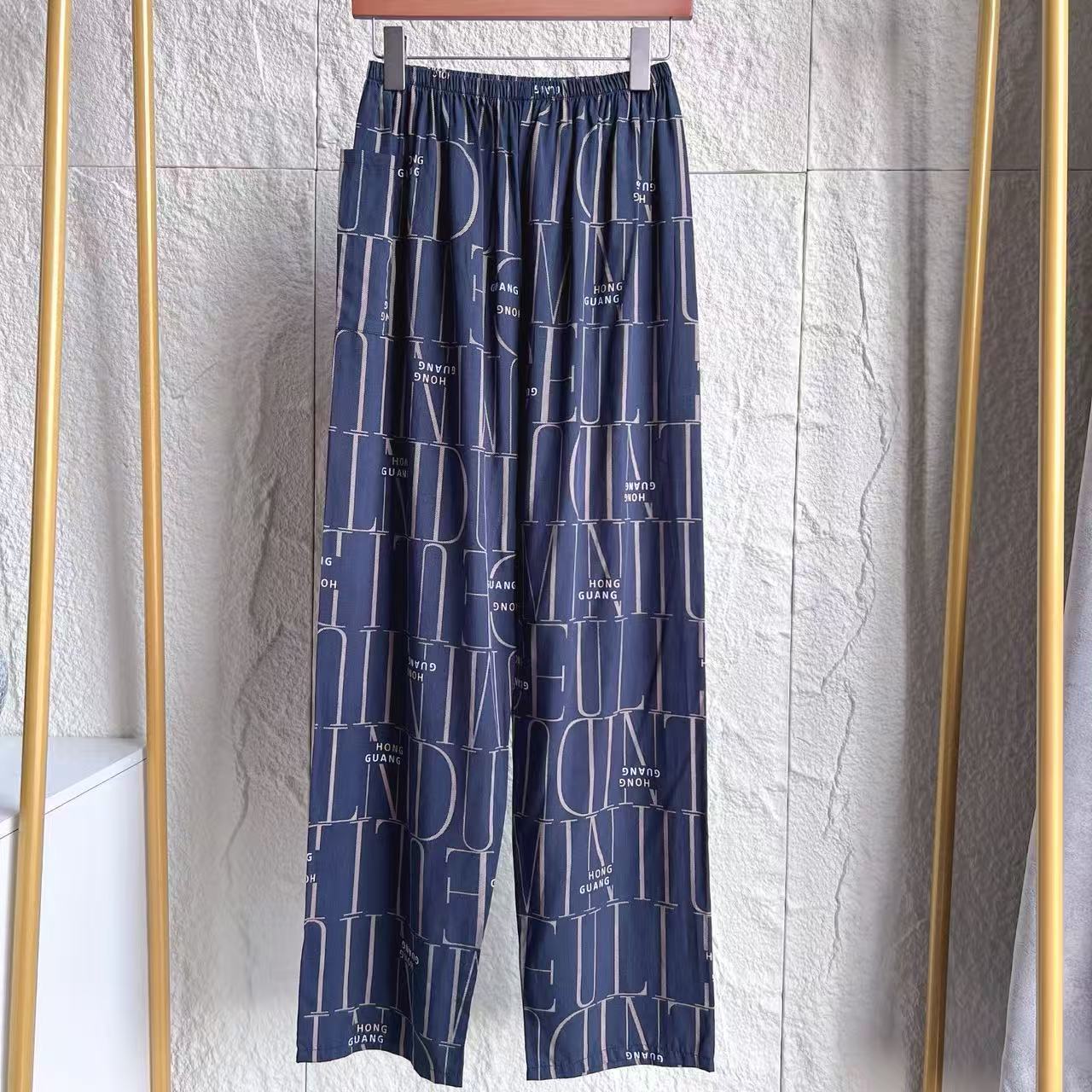 남성용 긴 바지 스타일 9, 회색 레터링 빅 D