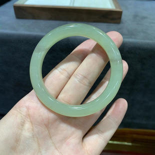 Jin Yutang Xinjiang Hetian Jade Fine Water Bracelet with Fine Texture and Oily Bracelet Type Mellow and Plump Carved