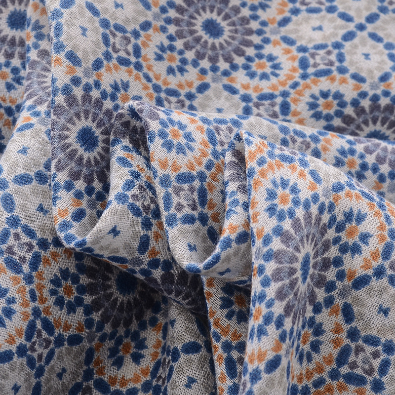 Calle europea y americana estilo retro pop flor impresa bufanda hembra cóncavo-convexo forma estudiante versátil algodón y lino sensación bufanda