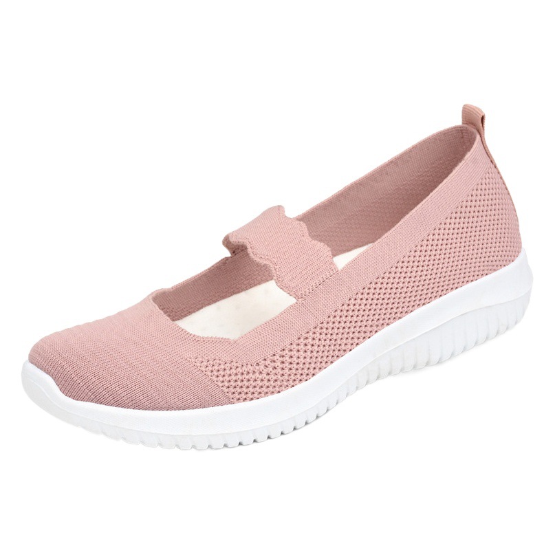 Zapatos viejos de tela de Beijing zapatos nuevos de mujer zapatos de mujer de comercio exterior transpirables transfronterizos más tamaño zapatos de Madre de fondo suave de mediana edad y ancianos