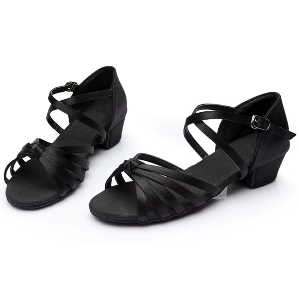 Knot black