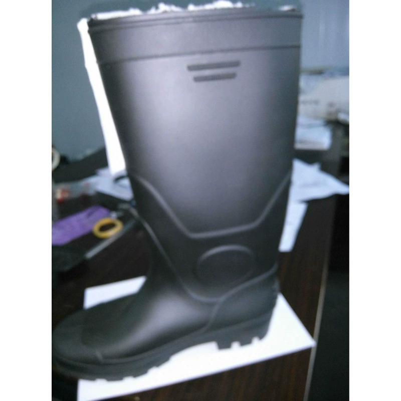 Производитель Pai Rong продает черные резиновые сапоги, специальные частицы для резиновых сапог и частицы для защитных ботинок.