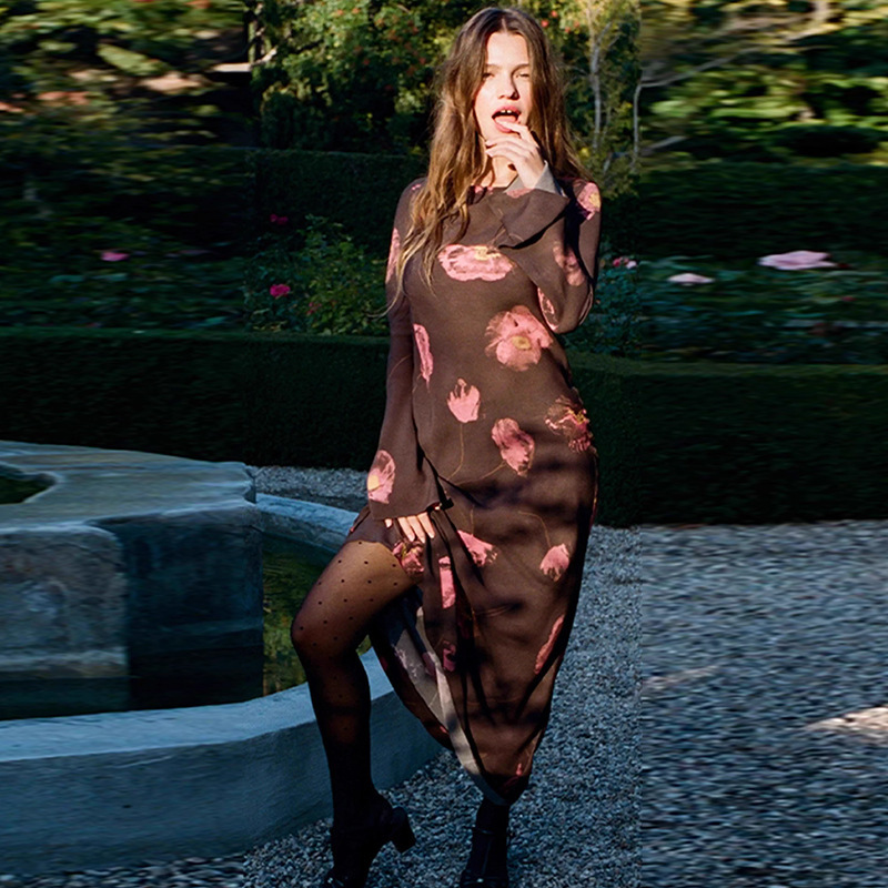 In Stock 720 Summer New Style 2025 Round Neck Printed Bell Sleeve Silk Bias-Cut Long Sleeve Long Dress French Retro