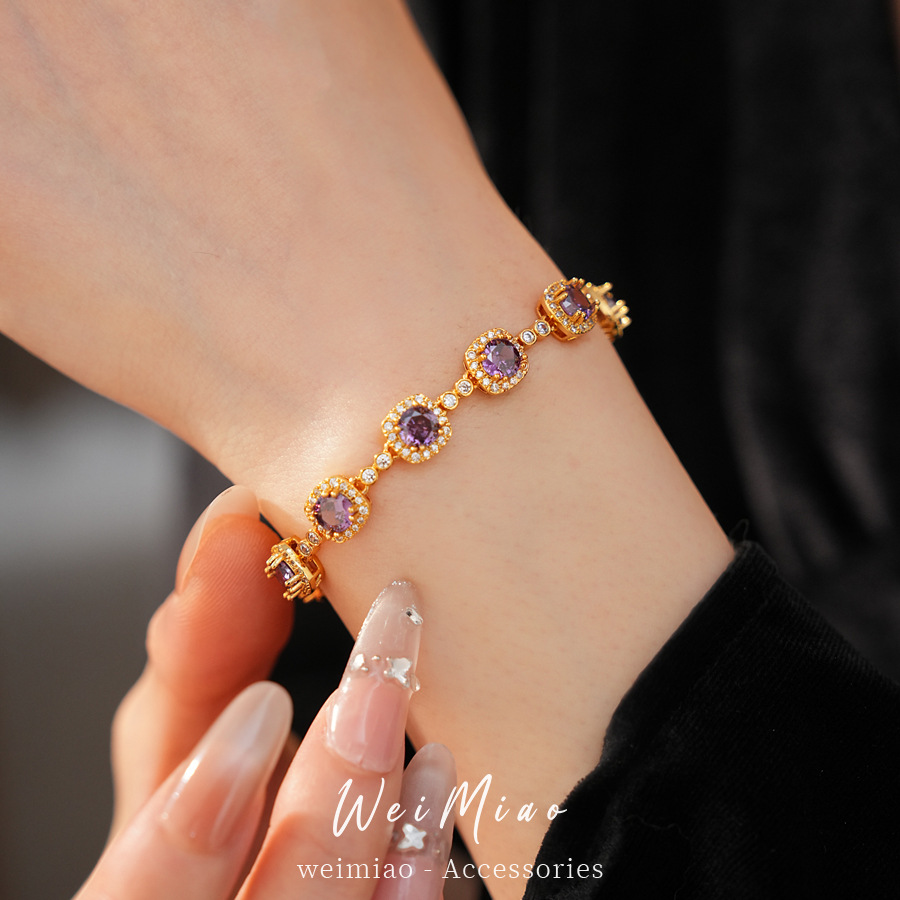 Medieval vintage de oro real, pulsera de hebilla cuadrada redonda, pulsera de lujo ligera, joyas de mano exquisitas
