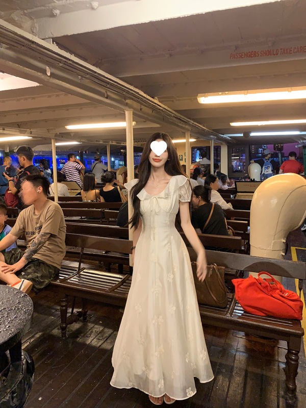 一颗甜桃yikett《仲夏夜晚风》夏天绣花连衣裙女掐腰显瘦连身长裙|undefined
