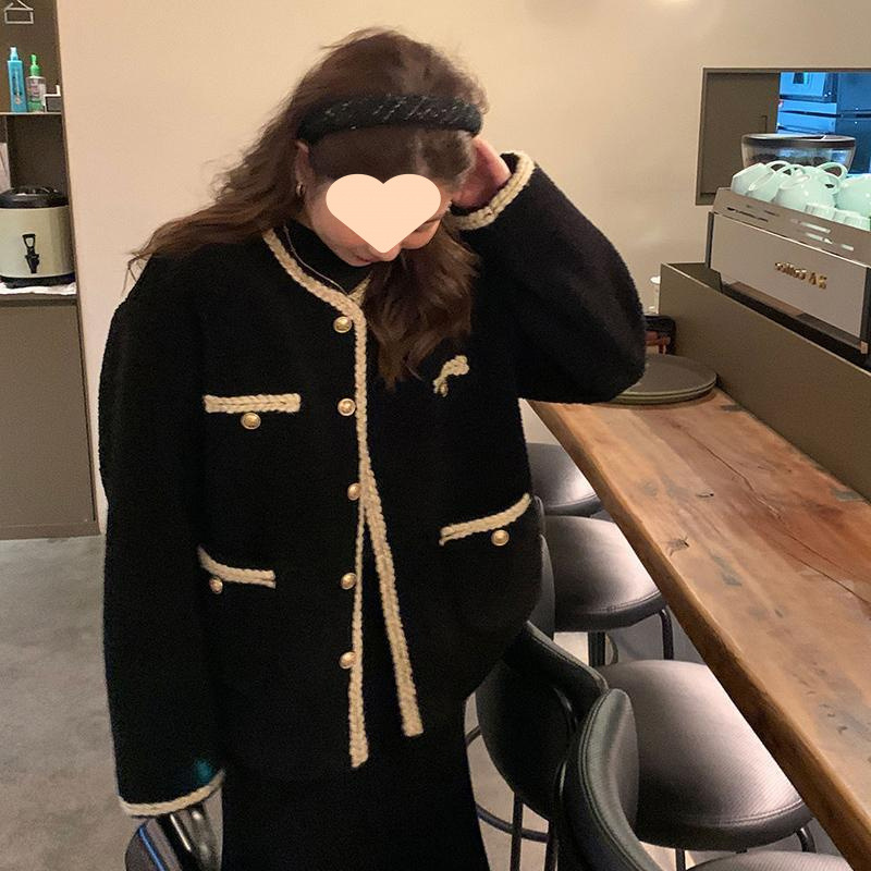 Large size women's small fragrance jacket autumn and winter new French retro high-end lamb plush thickened temperament top