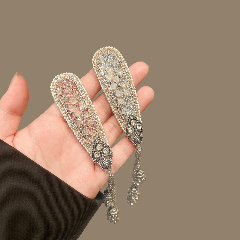 エスニックスタイルフラッシュダイヤモンドタッセルbbクリップヘビーデューティーヘアクリップ女性のハイエンドクリスタルヘアクリップ気質ヘアクリップヘアアクセサリー新しいスタイル|undefined