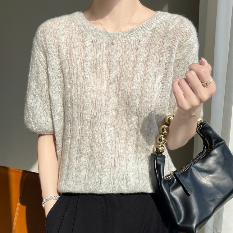 Cashmere silk knitted sweater with a round collar