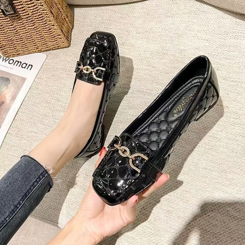 Otoño de zapatos de cuero único de mujer con suela plana, zapatos de cuero cuadrado, zapatos de cuero suave, zapatos de cocina, zapatos antideslizantes