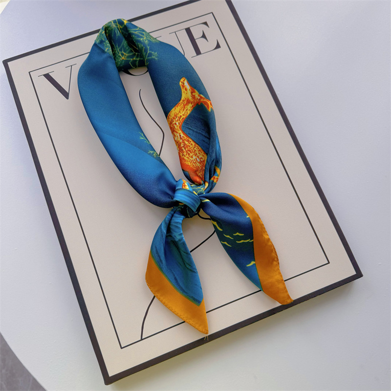 Bufandas de seda para mujeres primavera y otoño bufandas de moda para mujeres bufandas de cuello para maestros y empleados regalos de impresión de lujo ligero