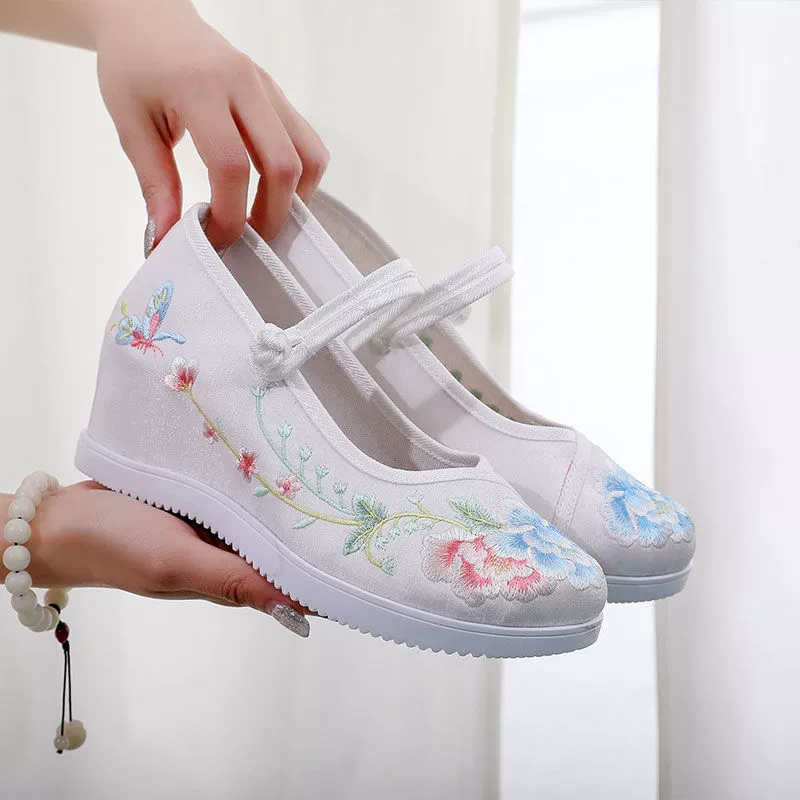 Китайская обувь Hanfu в древнем стиле с вышивкой для танцев, династия высокой четкости, национальный стиль, ретро-китайский стиль, юбка мамиан, весенне-осенняя вышивка.