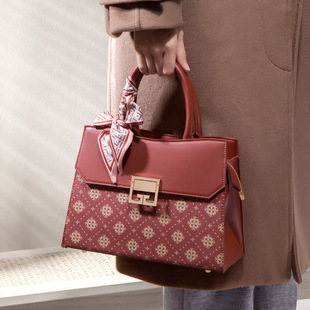 �tɫ�Y����������Ů��������2025�¿�ӆ��������������μ�