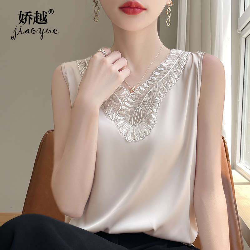 25 Summer New Style Silky Satin V-neck Sleeveless Camisole Women's Solid Color Lace Jacquard Small Vest Top