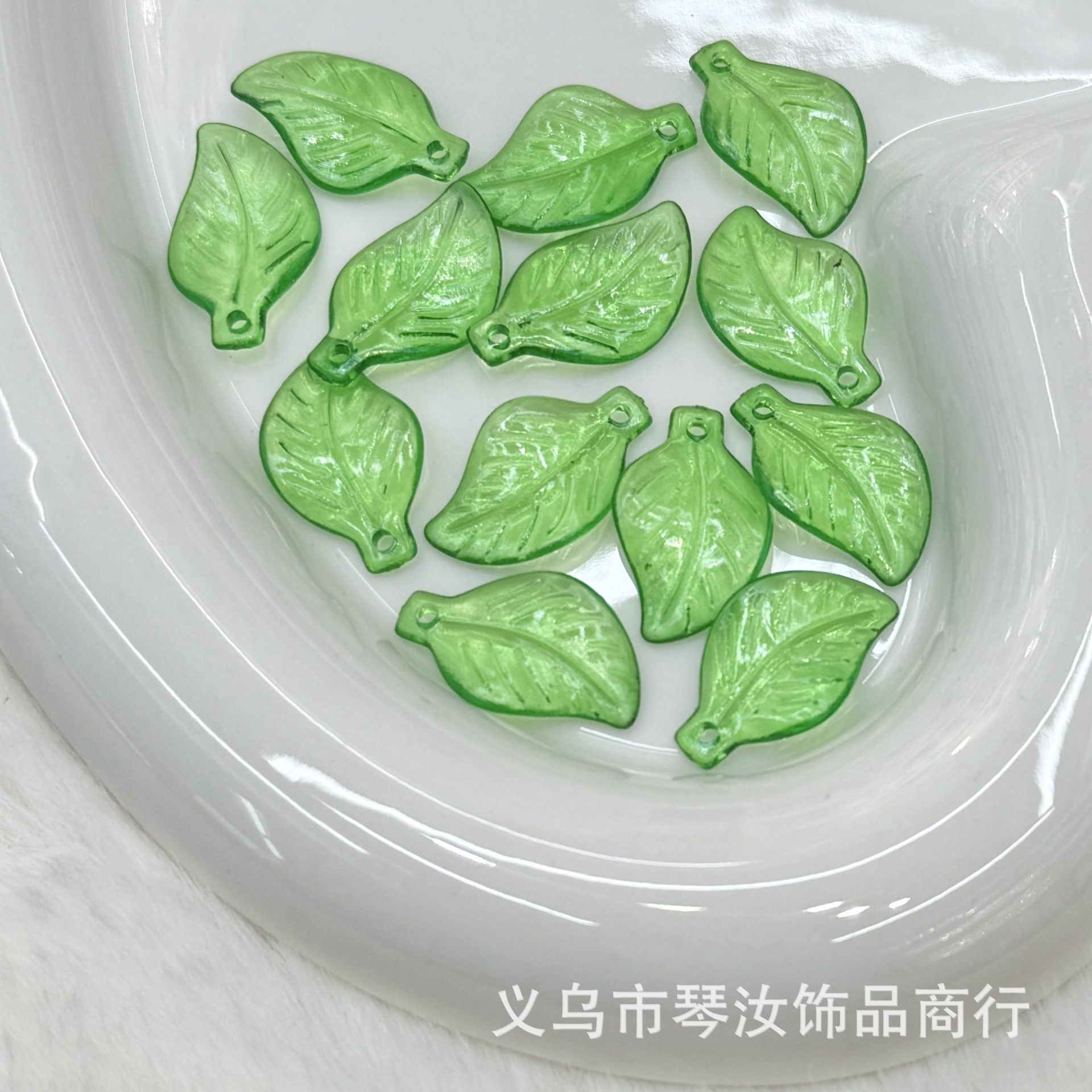 透明树叶 12*19mm 亚克力小清新叶子diy手工饰品发簪头饰耳饰配件